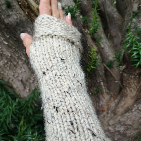 Medieval Outlander Style Handmade Fingerless Knit Gloves Arm Warmer Wool… - Picture 4 of 9